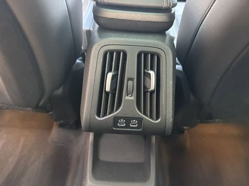 Used 2025 BMW X2 xDrive28i AWD/4WD image 32