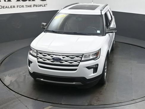 Used 2019 Ford Explorer XLT w/ Equipment Group 202A AWD/4WD image 47