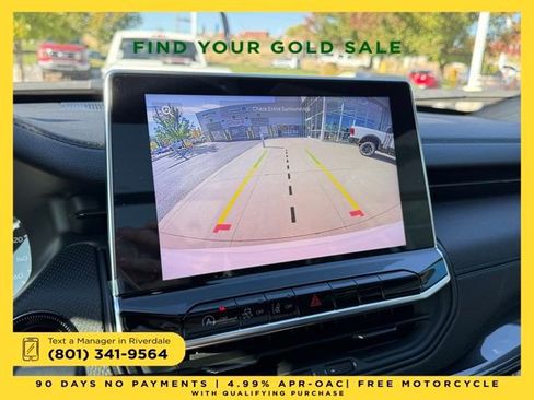 New 2025 Jeep Compass Latitude w/ Sun & Sound Group image 18