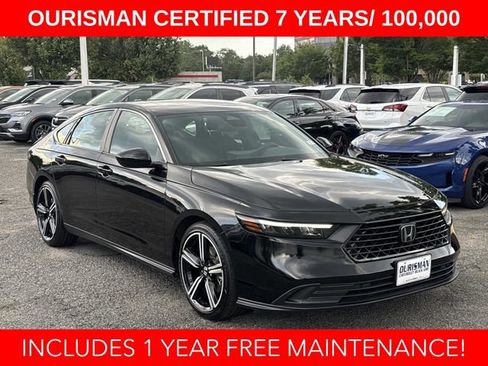Used 2025 Honda Accord Sport image 1