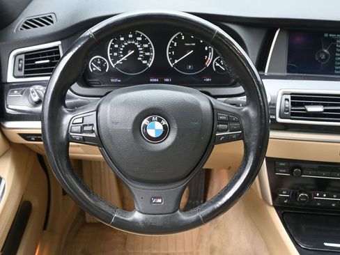 Used 2013 BMW 535i Gran Turismo xDrive image 16