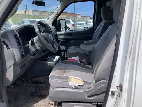 Used 2017 Nissan NV 2500 S w/ Power Basic Package RWD image 7