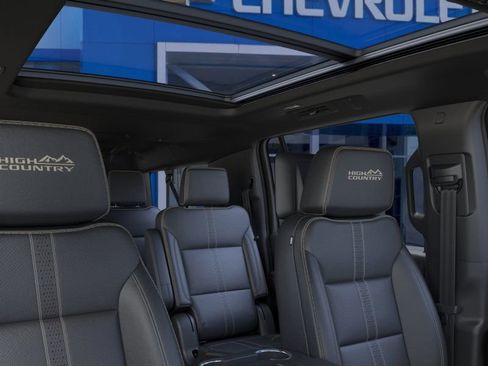 New 2026 Chevrolet Suburban High Country image 26
