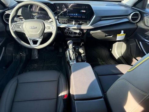 New 2026 Chevrolet Trax ACTIV w/ Sunroof Package image 7