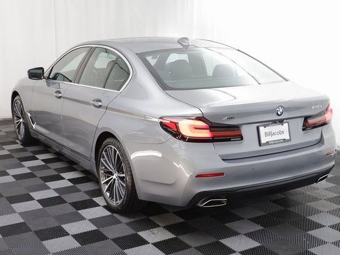 Certified 2023 BMW 530i xDrive w/ Premium Package image 17