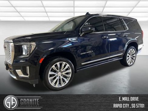Used 2021 GMC Yukon Denali w/ Denali Premium Package AWD/4WD image 1
