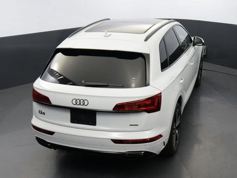 Certified 2025 Audi Q5 2.0T Premium Plus w/ Premium Plus Package image 45
