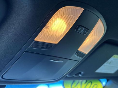 Used 2020 Hyundai Veloster N w/ Performance Package image 9