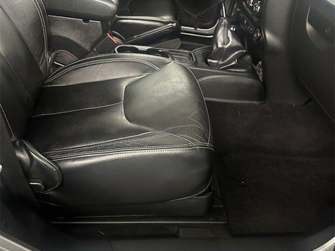 Used 2013 Jeep Wrangler Sahara w/ Dual Top Group image 33