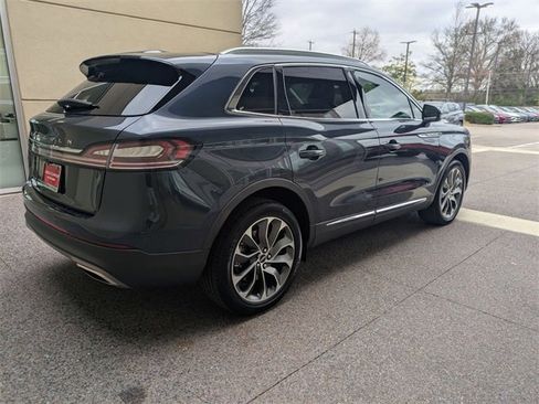 Used 2023 Lincoln Nautilus Reserve w/ Luxury Package image 6