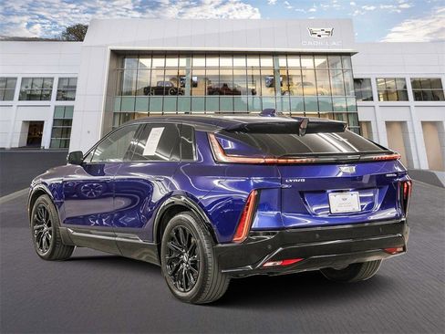 Certified 2024 Cadillac Lyriq Sport image 4