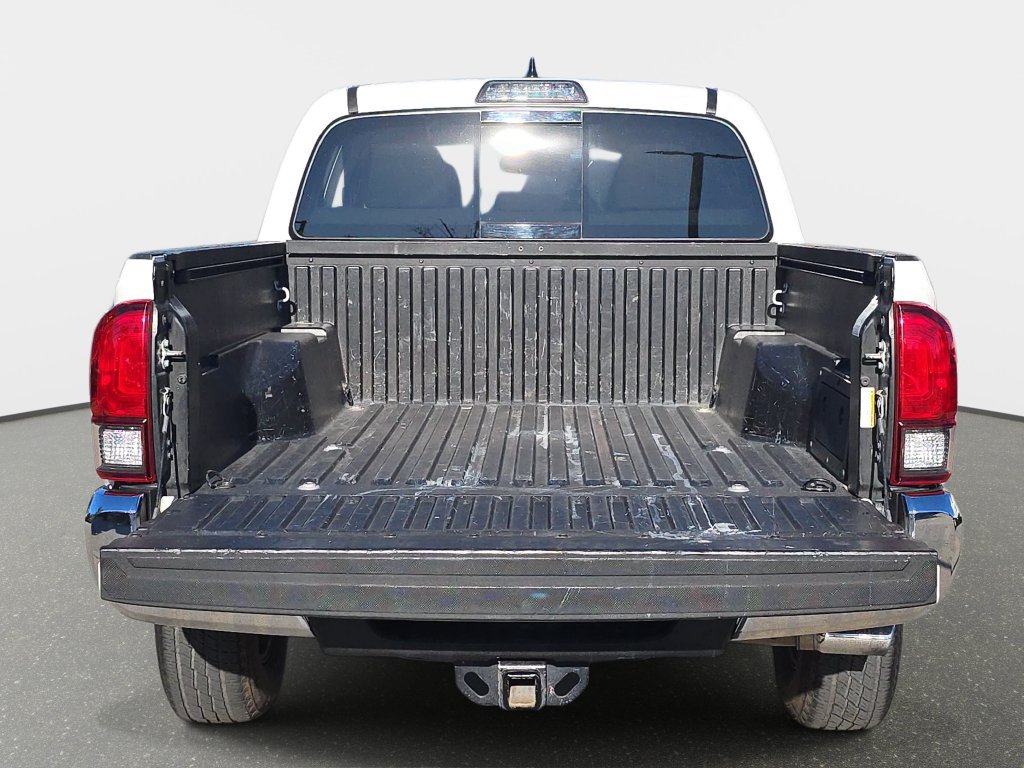 Used 2019 Toyota Tacoma SR5 RWD image 14