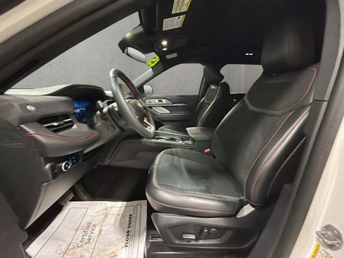 Used 2025 Ford Explorer ST image 10