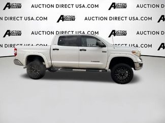 Used 2015 Toyota Tundra SR5 video 3