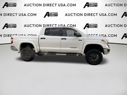 Used 2015 Toyota Tundra SR5 image 3