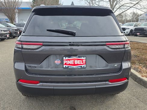 New 2026 Jeep Grand Cherokee Limited image 12