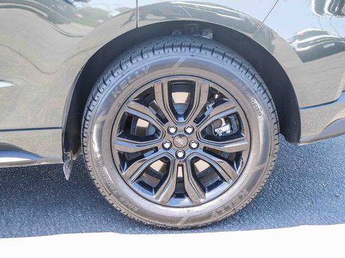 Certified 2023 Ford Edge SE w/ Black Appearance Package AWD/4WD image 8