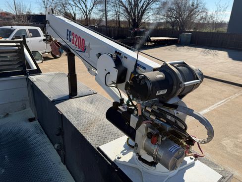 Used 2018 Ford F350 XL w/ Power Equipment Group image 19