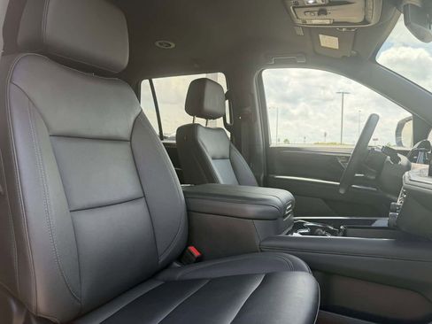 Used 2025 Chevrolet Tahoe Z71 AWD/4WD image 14