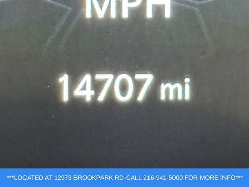 Used 2023 Jeep Compass Latitude AWD/4WD image 16
