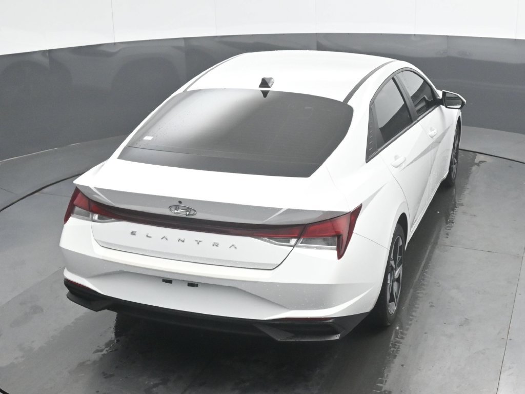 Used 2023 Hyundai Elantra SEL w/ Convenience Package FWD image 30