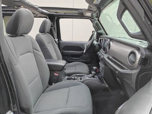 Used 2021 Jeep Wrangler Unlimited Sport AWD/4WD image 21