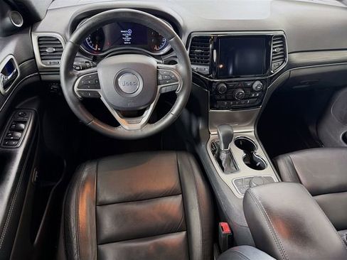 Used 2019 Jeep Grand Cherokee Limited AWD/4WD image 25