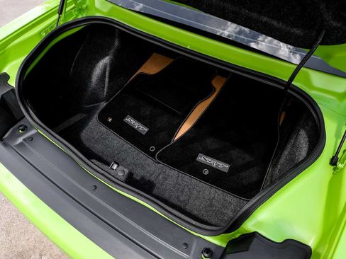 Used 2015 Dodge Challenger SRT Hellcat RWD image 44