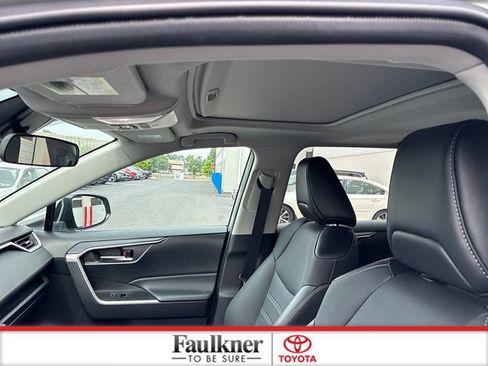 Used 2023 Toyota RAV4 XLE Premium AWD/4WD image 25