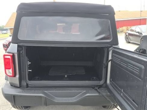 Used 2023 Ford Bronco Black Diamond AWD/4WD image 24