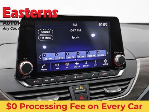 Used 2025 Nissan Altima 2.5 SV FWD image 19