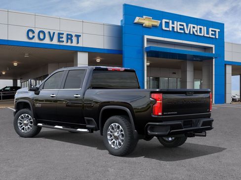 New 2026 Chevrolet Silverado 2500 LT w/ Z71 Chrome Sport Edition image 3