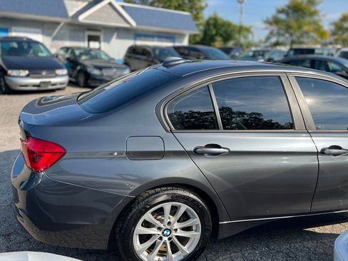 Used 2018 BMW 320i xDrive Sedan image 8