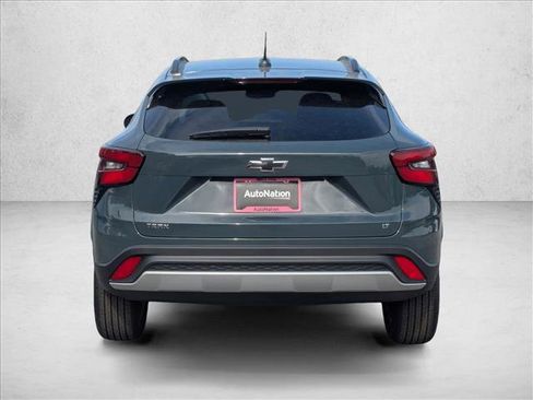 New 2026 Chevrolet Trax LT image 8