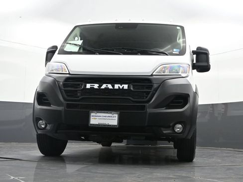 Used 2025 RAM ProMaster 2500 w/ Convenience Group FWD image 41