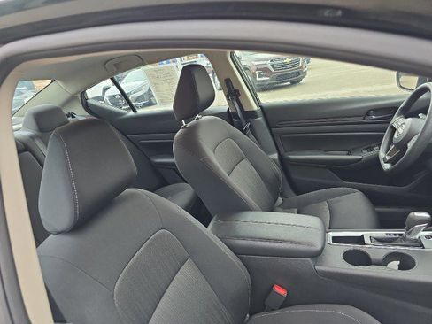 Used 2024 Nissan Altima 2.5 S image 36