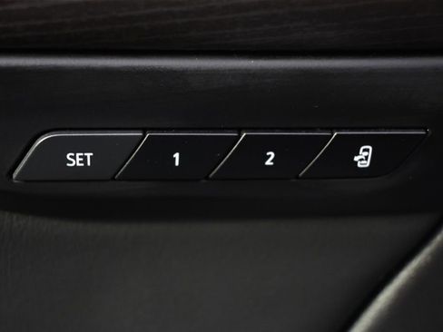 Used 2023 Buick Envision Avenir image 25