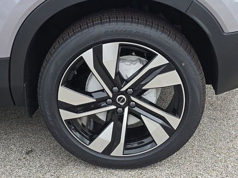 New 2026 Volvo XC40 B5 Ultra w/ Climate Package image 6
