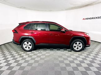 Used 2019 Toyota RAV4 XLE video 2