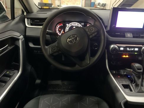 New 2025 Toyota RAV4 XLE image 15