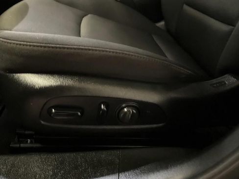 Used 2021 Chevrolet Malibu RS FWD image 16