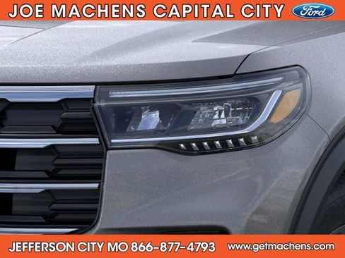 New 2026 Ford Explorer Active image 19