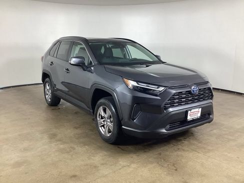 Used 2024 Toyota RAV4 XLE w/ Convenience Package AWD/4WD image 3