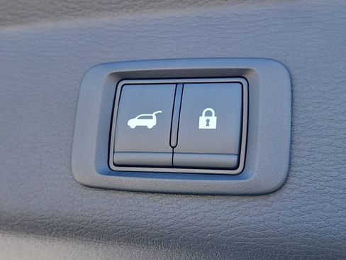 New 2026 Mitsubishi Outlander SEL FWD image 12