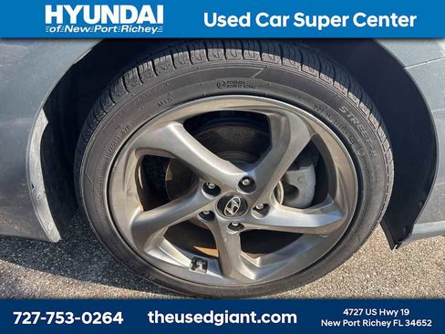 Used 2019 Hyundai Veloster 2.0 image 6