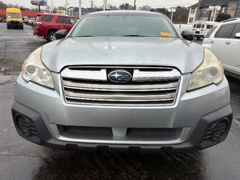 Used 2013 Subaru Outback 2.5i image 2