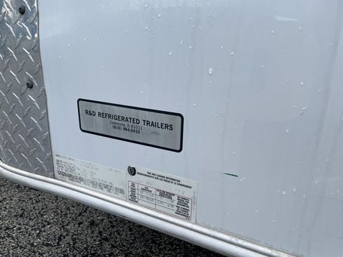 Used 2013 Freightliner Sprinter 3500 RWD image 28
