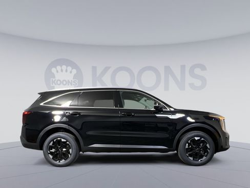 New 2026 Kia Sorento S image 7