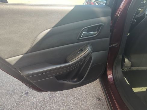 Used 2015 Chevrolet Malibu LT w/ Power Convenience Package image 11