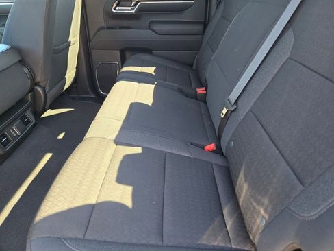 Used 2024 Chevrolet Silverado 1500 LT image 16